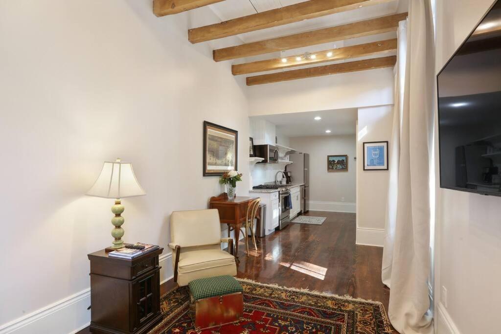 شقة Carondelet House - 1886 Garden District Manse نيو أورلينز المظهر الخارجي الصورة